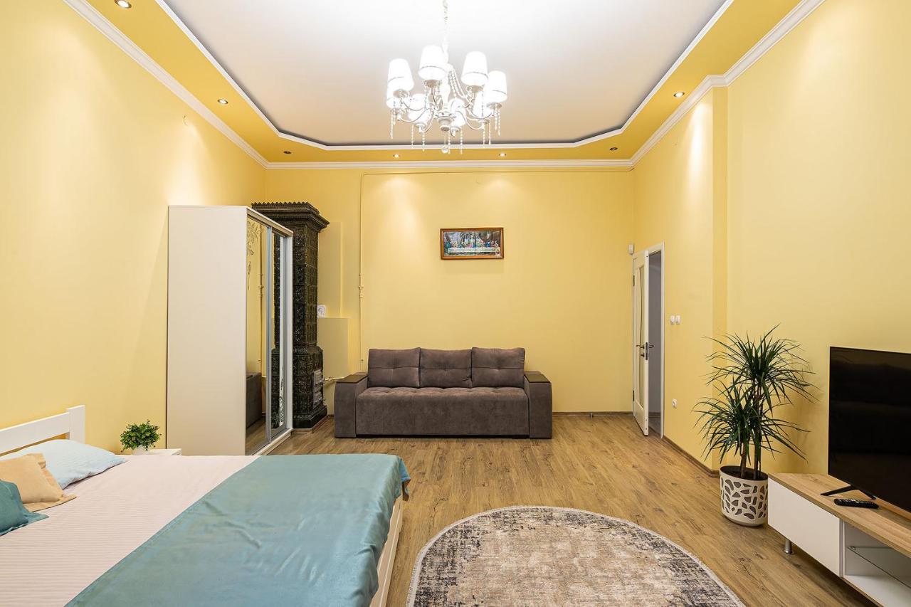 Апартаменти В Центрі Львова Exterior foto