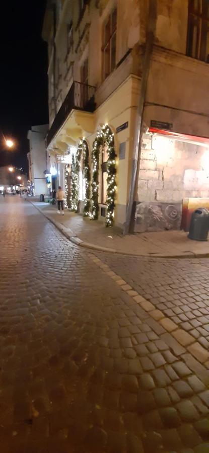 Апартаменти В Центрі Львова Exterior foto
